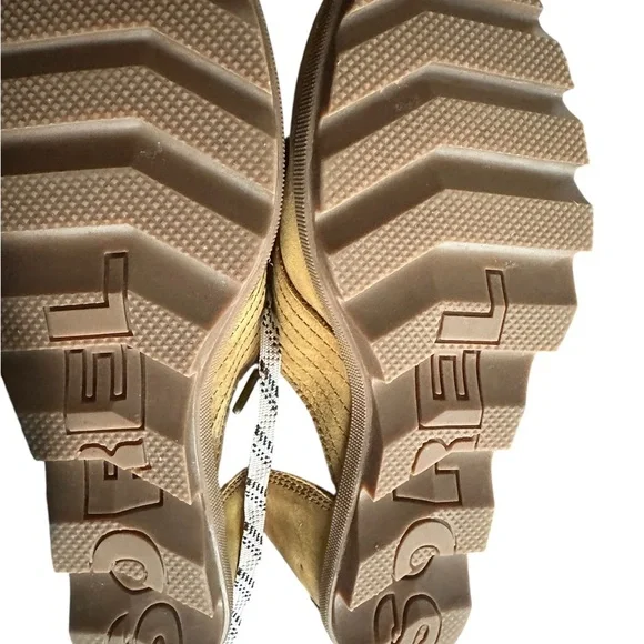 Sorel Joan Of Arc Lexi Wedge Size 9 Gently Used - Picture 5 of 5